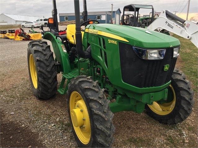 Agriculture Machines Deere 5055E