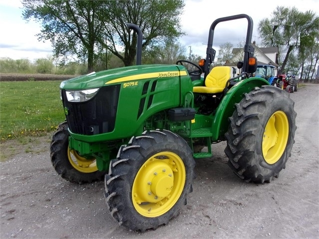 Agriculture Machines Deere 5075E