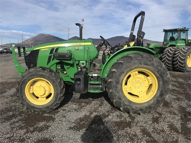 Agricultura Maquinas Deere 5085E de medio uso en venta Ref.: 1590863441803096 No. 3