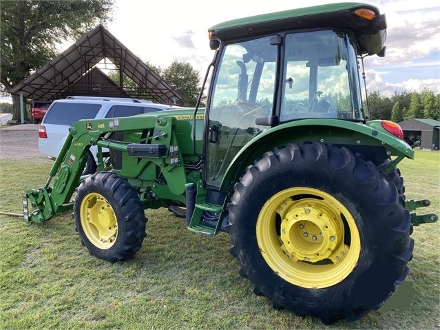 Agriculture Machines Deere 5085E