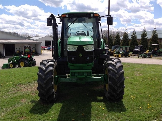 Agricultura Maquinas Deere 6105 seminueva en venta Ref.: 1591295184600148 No. 3