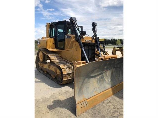 Dozers/tracks Caterpillar D6T