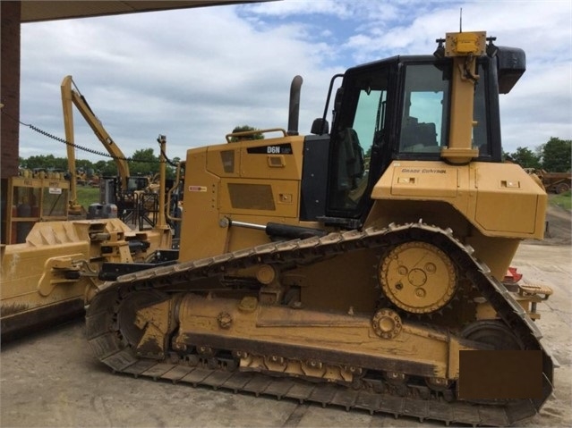 Tractores Sobre Orugas Caterpillar D6N