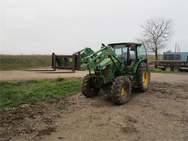 Agricultura Maquinas Deere 6120 usada a buen precio Ref.: 1591736932970900 No. 3