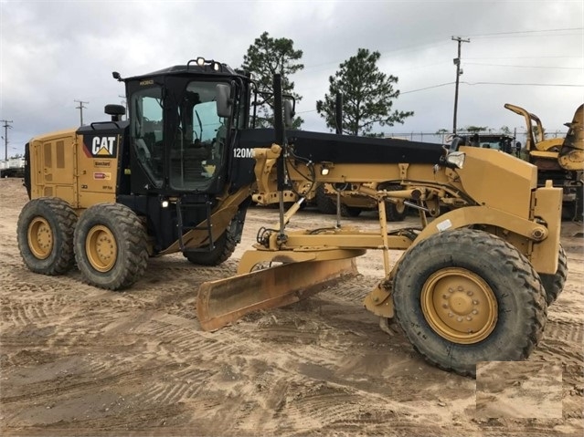 Motoconformadoras Caterpillar 120M de segunda mano a la venta Ref.: 1592256583567361 No. 2