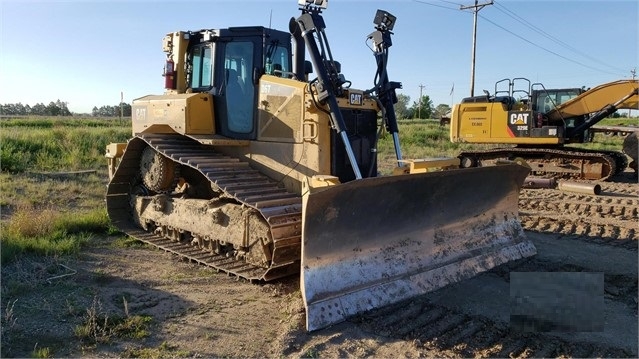 Dozers/tracks Caterpillar D6T