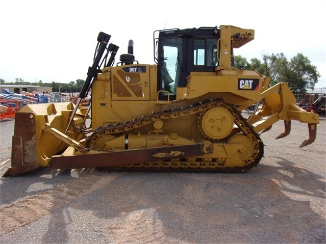 Tractores Sobre Orugas Caterpillar D6T seminueva en venta Ref.: 1593651807000551 No. 2