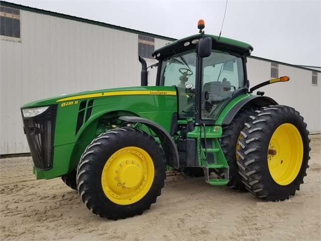 Agriculture Machines Deere 8235R