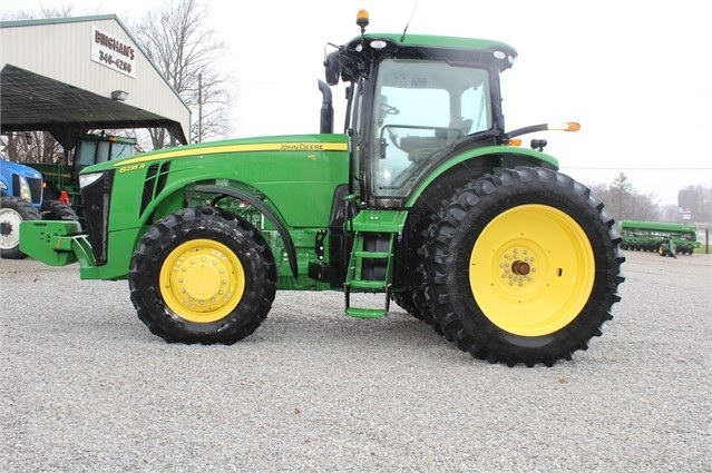 Agricultura Maquinas Deere 8235R