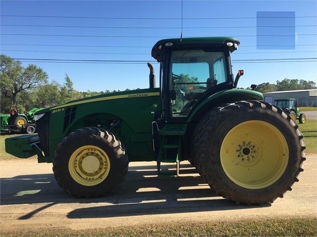 Agriculture Machines Deere 8235R