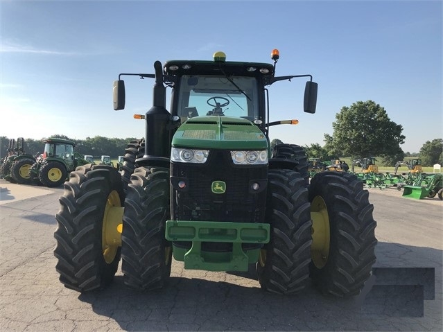 Agricultura Maquinas Deere 8245R de segunda mano en venta Ref.: 1596045120347457 No. 3