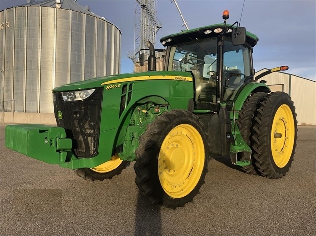 Agricultura Maquinas Deere 8245R de medio uso en venta Ref.: 1596301849946957 No. 2