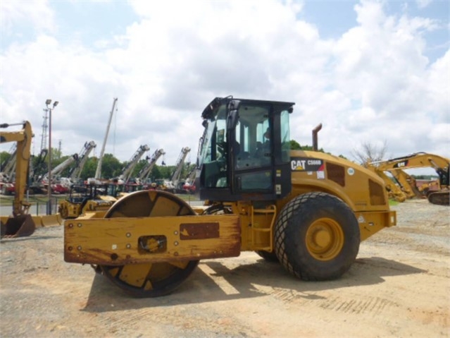 Compactadora Vibratoria Caterpillar CS66 usada en buen estado Ref.: 1597104109920491 No. 4