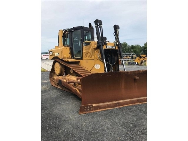 Dozers/tracks Caterpillar D6T