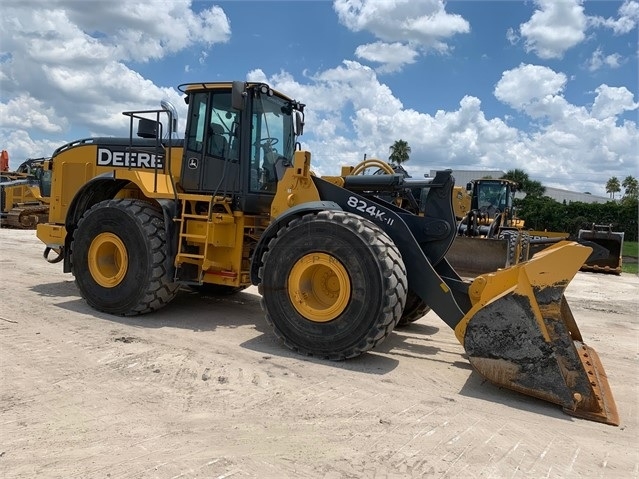 Wheel Loaders Deere 824K