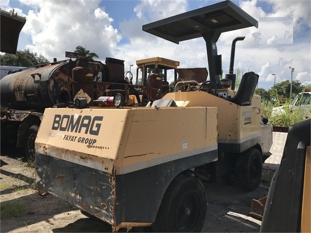 Compactadora Con Llantas Bomag BW11RH en venta, usada Ref.: 1602099974035122 No. 2