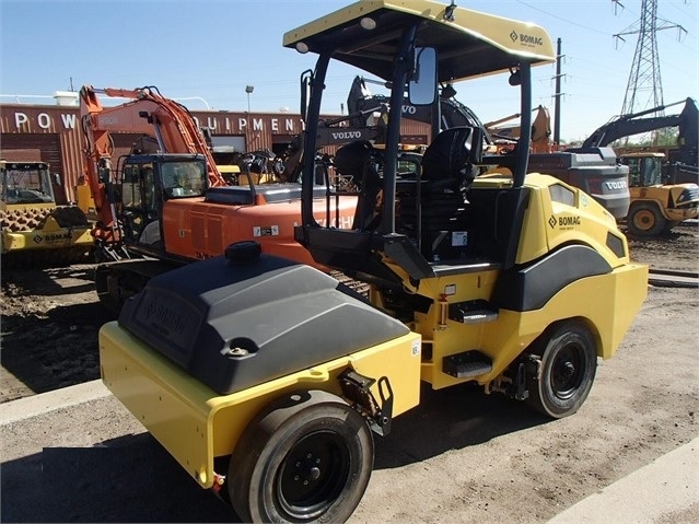 Compactadora Con Llantas Bomag BW11RH