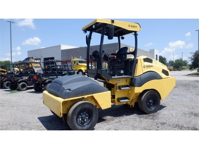 Compactadora Con Llantas Bomag BW11RH importada a bajo costo Ref.: 1602105931690562 No. 3