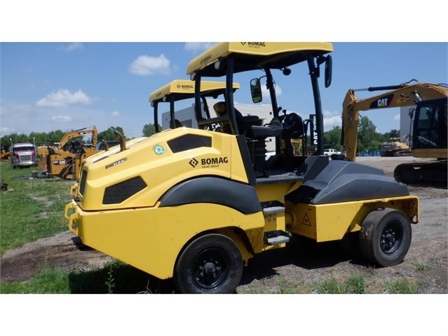 Compactadora Con Llantas Bomag BW11RH