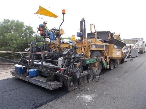 Pavimentadoras Caterpillar AP-1000B