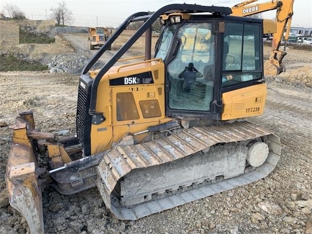 Dozers/tracks Caterpillar D5K