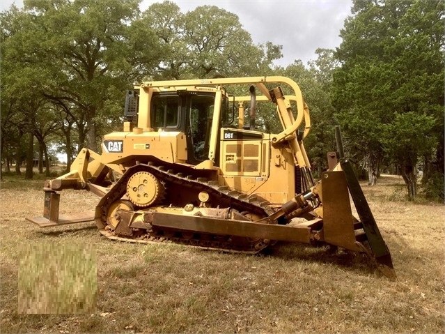 Dozers/tracks Caterpillar D6T