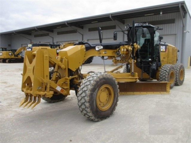 Motoconformadoras Caterpillar 12M en buenas condiciones Ref.: 1604940480664661 No. 2