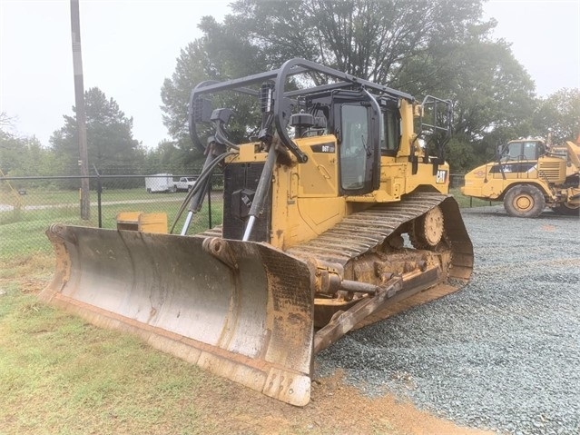 Tractores Sobre Orugas Caterpillar D6T usada a buen precio Ref.: 1604970752185426 No. 2