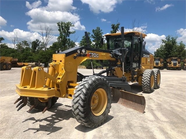 Motoconformadoras Deere 670G