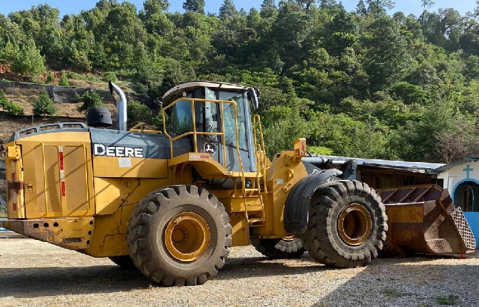 Cargadoras Sobre Ruedas Deere 824K de medio uso en venta Ref.: 1605740163171431 No. 2