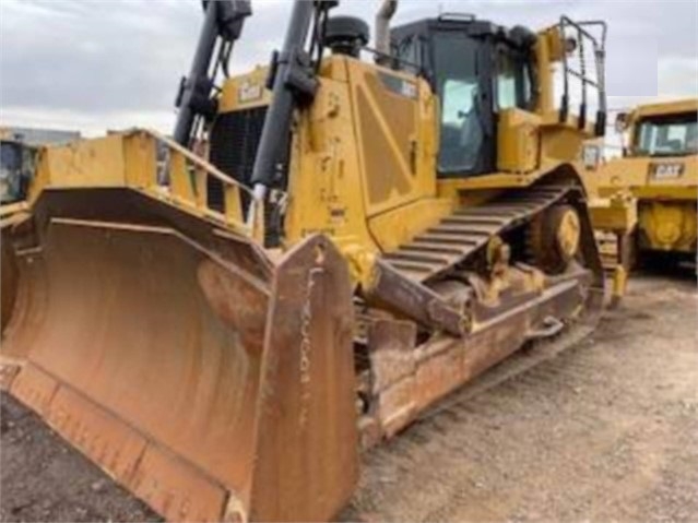 Dozers/tracks Caterpillar D8T