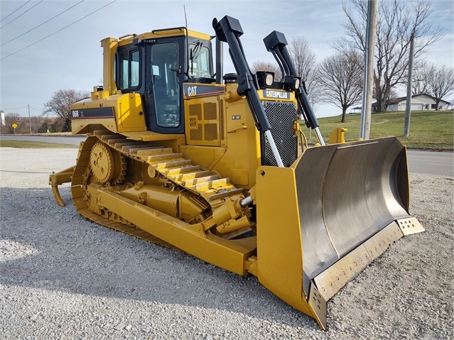 Dozers/tracks Caterpillar D6R