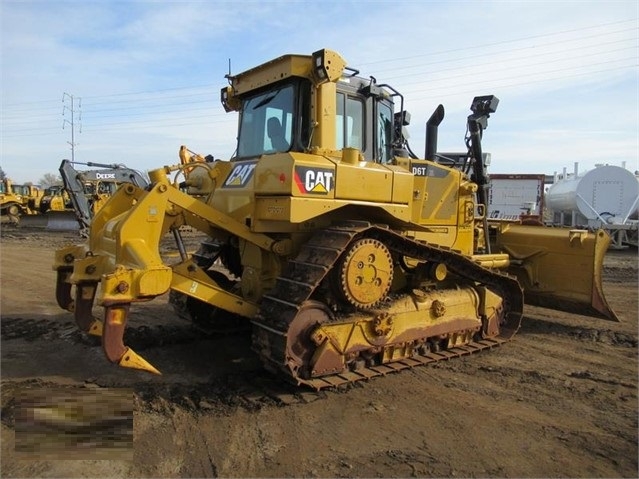 Tractores Sobre Orugas Caterpillar D6T usada a buen precio Ref.: 1610657485393263 No. 4