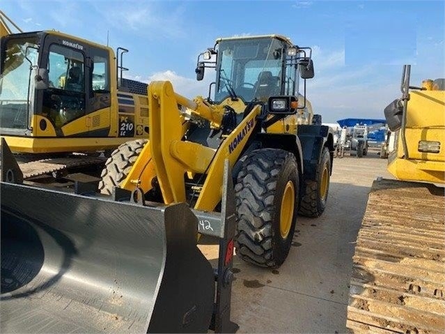 Wheel Loaders Komatsu WA270