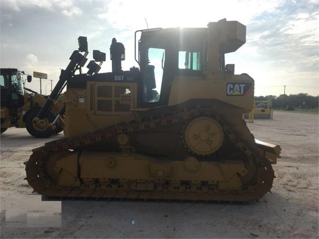 Tractores Sobre Orugas Caterpillar D6T usada de importacion Ref.: 1613163838232512 No. 2