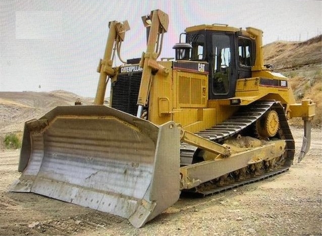 Dozers/tracks Caterpillar D8R