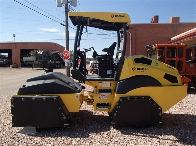 Compactadora Con Llantas Bomag BW11RH en venta Ref.: 1613771960315887 No. 2