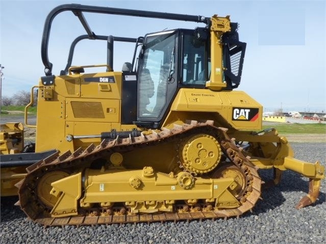 Tractores Sobre Orugas Caterpillar D6N seminueva en perfecto est Ref.: 1614037168016544 No. 2