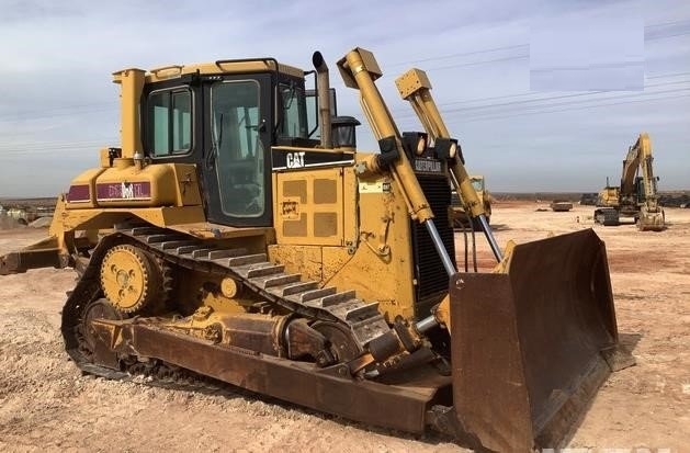 Dozers/tracks Caterpillar D6R