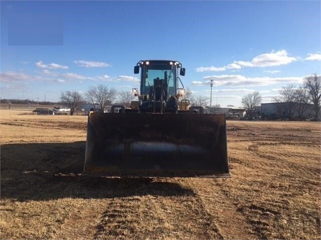 Cargadoras Sobre Ruedas Deere 644K de medio uso en venta Ref.: 1614975675866306 No. 4