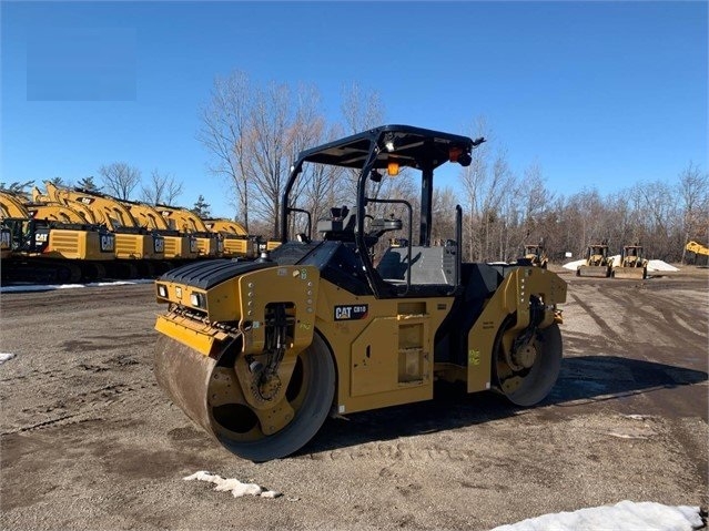 Vibratory Compactors Caterpillar CB10