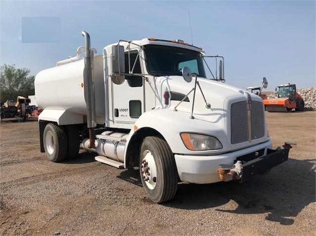 Camion Con Pipa Kenworth T370