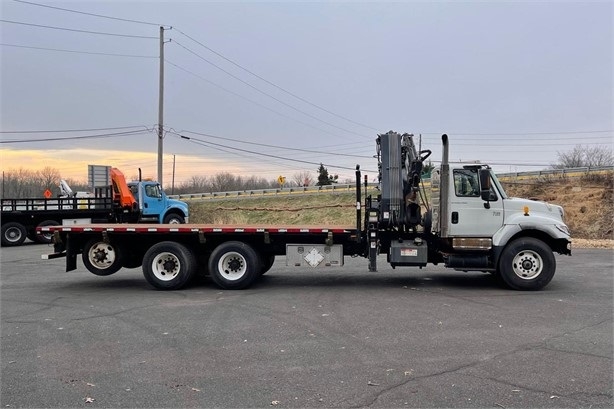 Gruas Hiab 300-4 seminueva en perfecto estado Ref.: 1615574877739292 No. 2