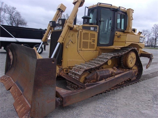 Dozers/tracks Caterpillar D6T