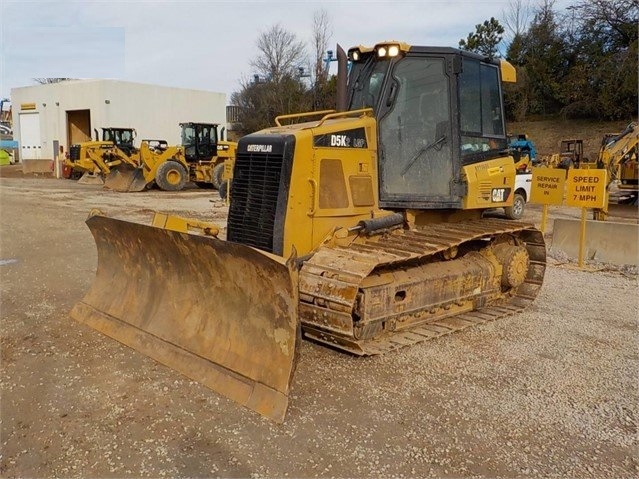 Dozers/tracks Caterpillar D5K