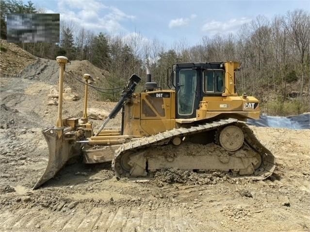 Dozers/tracks Caterpillar D6T