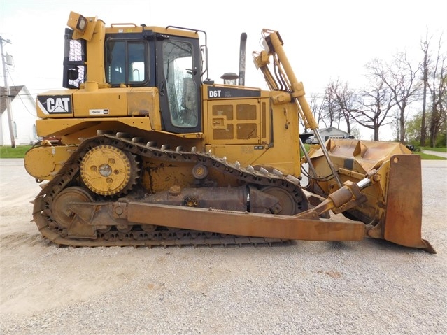 Tractores Sobre Orugas Caterpillar D6T de segunda mano en venta Ref.: 1618606127914550 No. 3