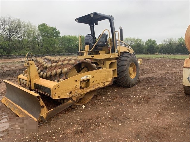 Soil Compactors Caterpillar CP-563