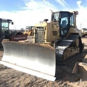 Dozers/tracks Caterpillar D6N