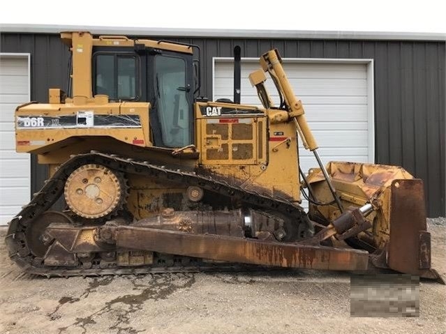 Dozers/tracks Caterpillar D6R